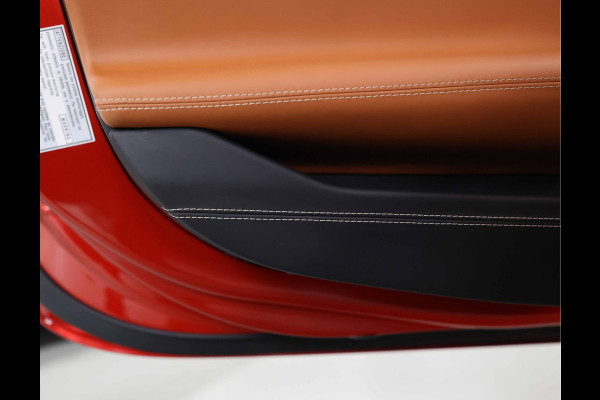 Ferrari 488 3.9 GTB HELE | Rosso Fuoco - Historie - Cuoio