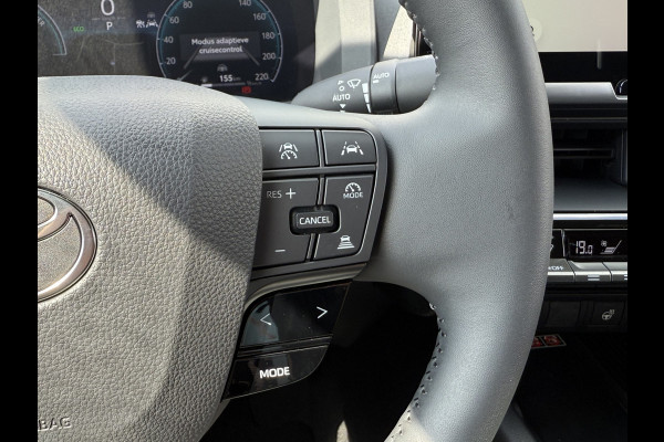 Toyota C-HR 2.0 Plug-in Hybrid 220 Dynamic | ACC | Camera | Navi XL | Keyless | Winter-Pakket | 18 inch Toyota C-HR 2.0 Plug-in Hybrid 220 Dynamic | ACC | Camera | Navi XL | Keyless | Winter-Pakket | 18 inch