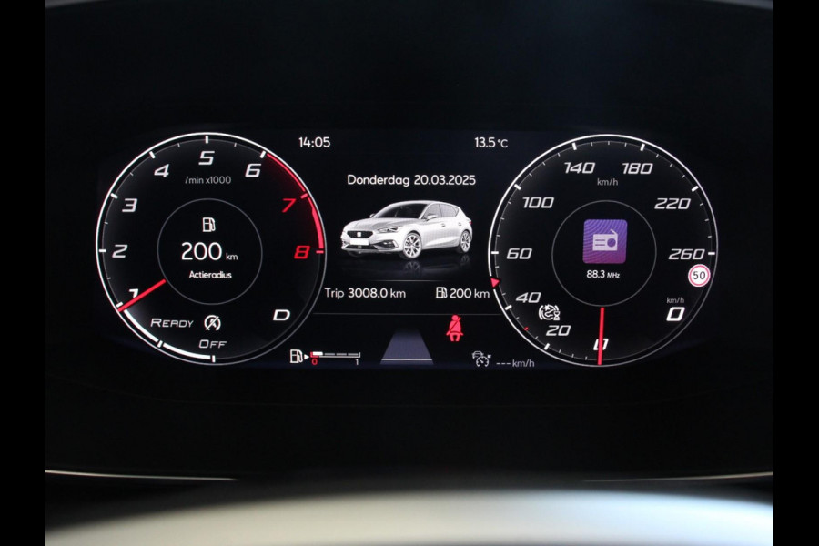 Seat Leon 1.0 eTSI 110pk DSG Style Navigatie Apple Carplay/ Android Auto Camera Parkeersensoren Stoel- en stuurverwarming Cruise Control Virtual Cockpit Climate Control Seat Leon 1.0 eTSI 110pk DSG Style Navigatie Apple Carplay/ Android Auto Camera Parkeersensoren Stoel- en stuurverwarming Cruise Control Virtual Cockpit Climate Control