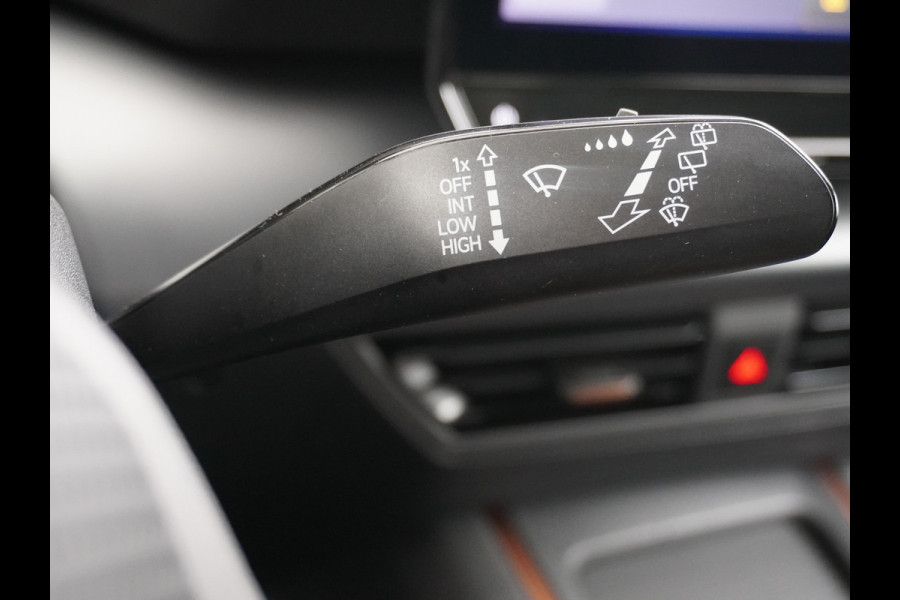 CUPRA Born Adrenaline One 62kWh 3 Fase 204PK SOH 92% Sport Stoelen+Verwarmd Apple Carplay Android Adap.Cruise Navi Camera 19" Pdc-a+v LED ParkAssist Ecc Keyless Advanced Front assist Sport-Onderstel Onlineservices Privacy Glas E-sound luidspr v e-call Led AEB Bots-Waarsch. ASR ESP Uitwijk-Assistent Verkeersbord-Detectie Origineel Nederlandse Auto thuis tot 11kwh laden! CUPRA Born Adrenaline One 62kWh 3 Fase 204PK SOH 92% Sport Stoelen+Verwarmd Apple Carplay Android Adap.Cruise Navi Camera 19" Pdc-a+v LED ParkAssist Ecc Keyless Advanced Front assist Sport-Onderstel Onlineservices Privacy Glas E-sound luidspr v e-call Led AEB Bots-Waarsch. ASR ESP Uitwijk-Assistent Verkeersbord-Detectie Origineel Nederlandse Auto thuis tot 11kwh laden!