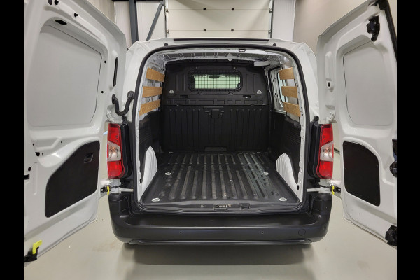 Peugeot Partner 1.2PureTech 111pk Benzine!