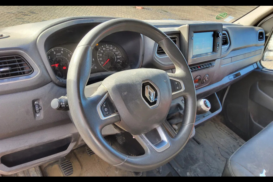 Renault Master 165.35 DUBBELE CABINE - EURO 6 - DUBBELLUCHT KIPPER + TREKHAAK Renault Master 165.35 DUBBELE CABINE - EURO 6 - DUBBELLUCHT KIPPER + TREKHAAK