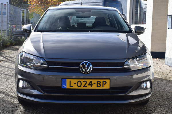 Volkswagen Polo 1.0 TSI Comfortline | NL Auto | ACC | Carplay | Camera | NAVI | DAB Volkswagen Polo 1.0 TSI Comfortline | NL Auto | ACC | Carplay | Camera | NAVI | DAB