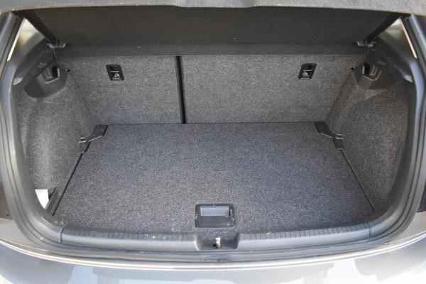 Volkswagen Polo 1.0 TSI Comfortline | NL Auto | ACC | Carplay | Camera | NAVI | DAB Volkswagen Polo 1.0 TSI Comfortline | NL Auto | ACC | Carplay | Camera | NAVI | DAB