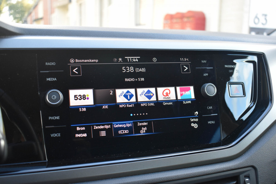 Volkswagen Polo 1.0 TSI Comfortline | NL Auto | ACC | Carplay | Camera | NAVI | DAB Volkswagen Polo 1.0 TSI Comfortline | NL Auto | ACC | Carplay | Camera | NAVI | DAB