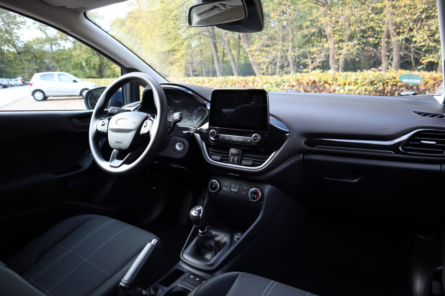 Ford Fiesta 1.0 EcoBoost Connected | Ford Fiesta 1.0 EcoBoost Connected |