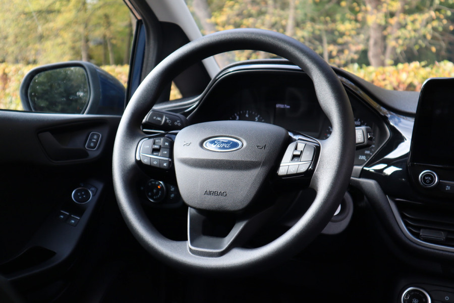 Ford Fiesta 1.0 EcoBoost Connected | Ford Fiesta 1.0 EcoBoost Connected |