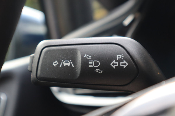 Ford Fiesta 1.0 EcoBoost Connected | Ford Fiesta 1.0 EcoBoost Connected |