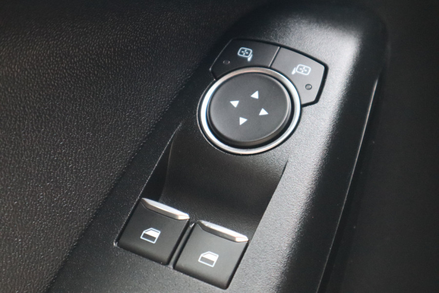 Ford Fiesta 1.0 EcoBoost Connected | Ford Fiesta 1.0 EcoBoost Connected |