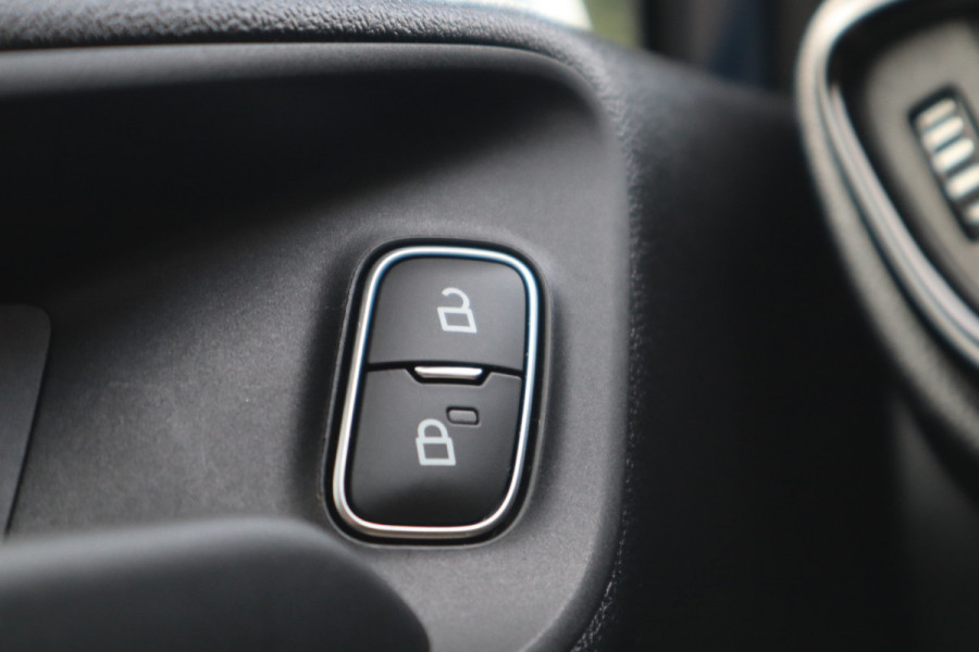 Ford Fiesta 1.0 EcoBoost Connected | Ford Fiesta 1.0 EcoBoost Connected |