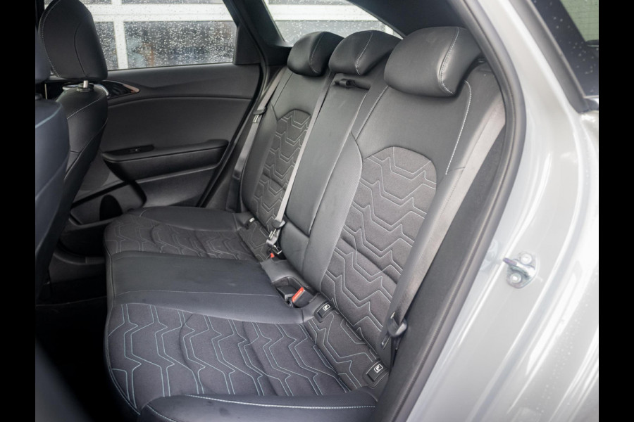 Kia Ceed Sportswagon 1.0 T-GDi MHEV Design Edition l navigatie l stoel en stuurwielverwarming l EL. kofferklep l JBL premium Sound Kia Ceed Sportswagon 1.0 T-GDi MHEV Design Edition l navigatie l stoel en stuurwielverwarming l EL. kofferklep l JBL premium Sound