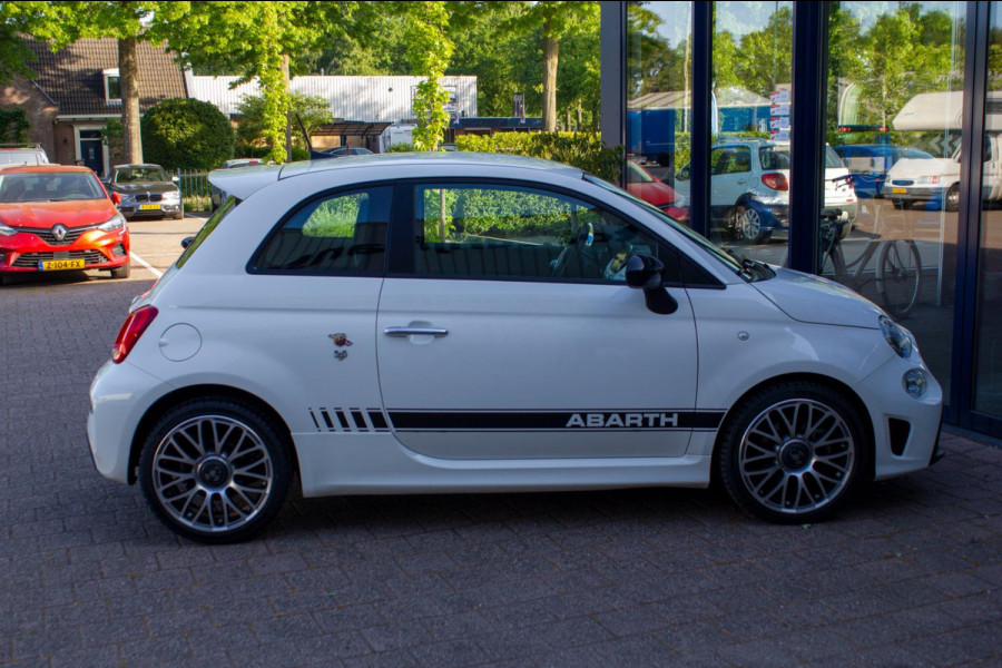 Fiat 500 1.4 T-Jet Abarth 595 70th Anniversary | Prijs rijklaar incl. 12 mnd garantie |17"Lmv Navi Carplay Bluetooth DAB Fiat 500 1.4 T-Jet Abarth 595 70th Anniversary | Prijs rijklaar incl. 12 mnd garantie |17"Lmv Navi Carplay Bluetooth DAB