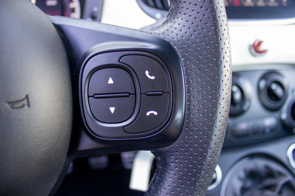 Fiat 500 1.4 T-Jet Abarth 595 70th Anniversary | Prijs rijklaar incl. 12 mnd garantie |17"Lmv Navi Carplay Bluetooth DAB Fiat 500 1.4 T-Jet Abarth 595 70th Anniversary | Prijs rijklaar incl. 12 mnd garantie |17"Lmv Navi Carplay Bluetooth DAB