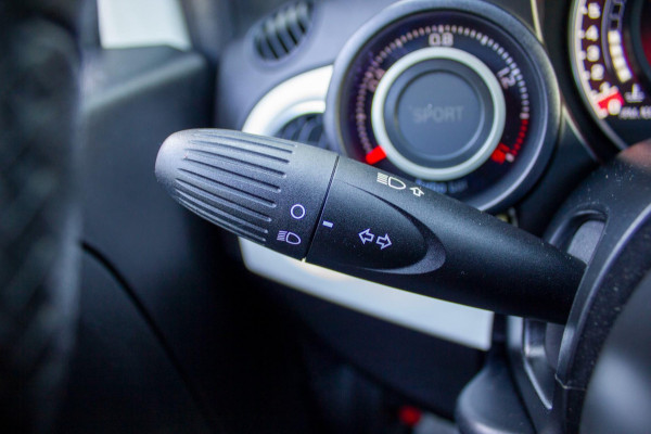 Fiat 500 1.4 T-Jet Abarth 595 70th Anniversary | Prijs rijklaar incl. 12 mnd garantie |17"Lmv Navi Carplay Bluetooth DAB Fiat 500 1.4 T-Jet Abarth 595 70th Anniversary | Prijs rijklaar incl. 12 mnd garantie |17"Lmv Navi Carplay Bluetooth DAB