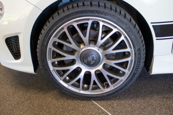 Fiat 500 1.4 T-Jet Abarth 595 70th Anniversary | Prijs rijklaar incl. 12 mnd garantie |17"Lmv Navi Carplay Bluetooth DAB Fiat 500 1.4 T-Jet Abarth 595 70th Anniversary | Prijs rijklaar incl. 12 mnd garantie |17"Lmv Navi Carplay Bluetooth DAB