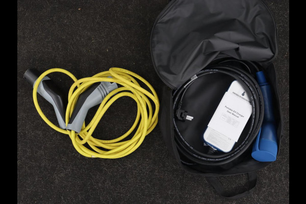 Volkswagen Golf 1.4 eHybrid GTE | Camera | Adaptive cruise | Carplay | Navigatie | Sportstoelen | Full LED | Sfeerverlichting | PHEV