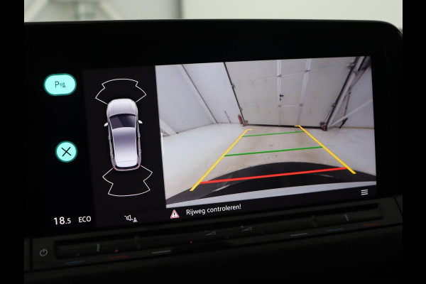 Volkswagen Golf 1.4 eHybrid GTE | Camera | Adaptive cruise | Carplay | Navigatie | Sportstoelen | Full LED | Sfeerverlichting | PHEV