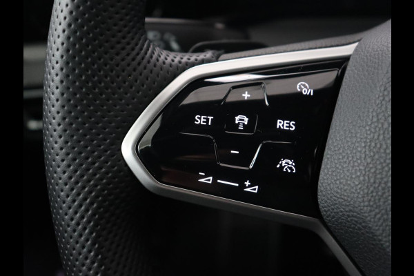 Volkswagen Golf 1.4 eHybrid GTE | Camera | Adaptive cruise | Carplay | Navigatie | Sportstoelen | Full LED | Sfeerverlichting | PHEV