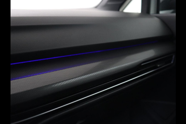 Volkswagen Golf 1.4 eHybrid GTE | Camera | Adaptive cruise | Carplay | Navigatie | Sportstoelen | Full LED | Sfeerverlichting | PHEV