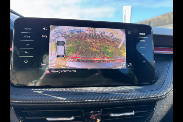 Škoda Fabia 1.5 TSI 150 PK Monte Carlo DSG Camera Leder Led Keyless Škoda Fabia 1.5 TSI 150 PK Monte Carlo DSG Camera Leder Led Keyless