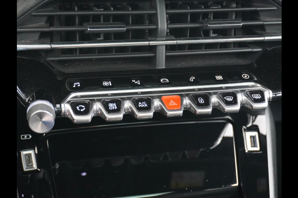 Peugeot e-2008 EV GT Line 50kWh Pano-dak SOH 95% Apple Carplay Android PDC-a+v 360°Camera Navi Ecc Cruise Control Pdc Lmv DAB Privacy Glas Keyless Led Bluetooth € 45.000 nieuw! Peugeot e-2008 EV GT Line 50kWh Pano-dak SOH 95% Apple Carplay Android PDC-a+v 360°Camera Navi Ecc Cruise Control Pdc Lmv DAB Privacy Glas Keyless Led Bluetooth € 45.000 nieuw!