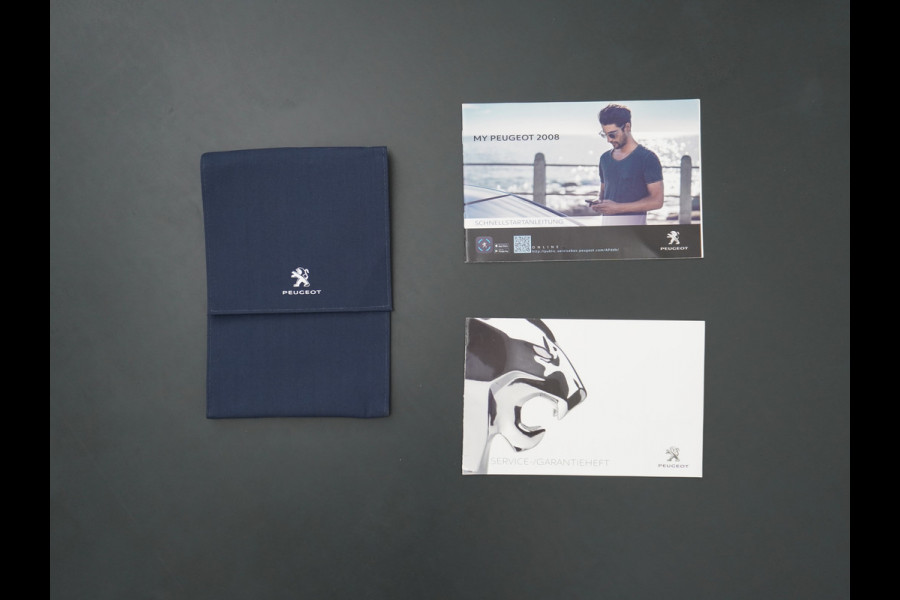 Peugeot e-2008 EV GT Line 50kWh Pano-dak SOH 95% Apple Carplay Android PDC-a+v 360°Camera Navi Ecc Cruise Control Pdc Lmv DAB Privacy Glas Keyless Led Bluetooth € 45.000 nieuw! Peugeot e-2008 EV GT Line 50kWh Pano-dak SOH 95% Apple Carplay Android PDC-a+v 360°Camera Navi Ecc Cruise Control Pdc Lmv DAB Privacy Glas Keyless Led Bluetooth € 45.000 nieuw!