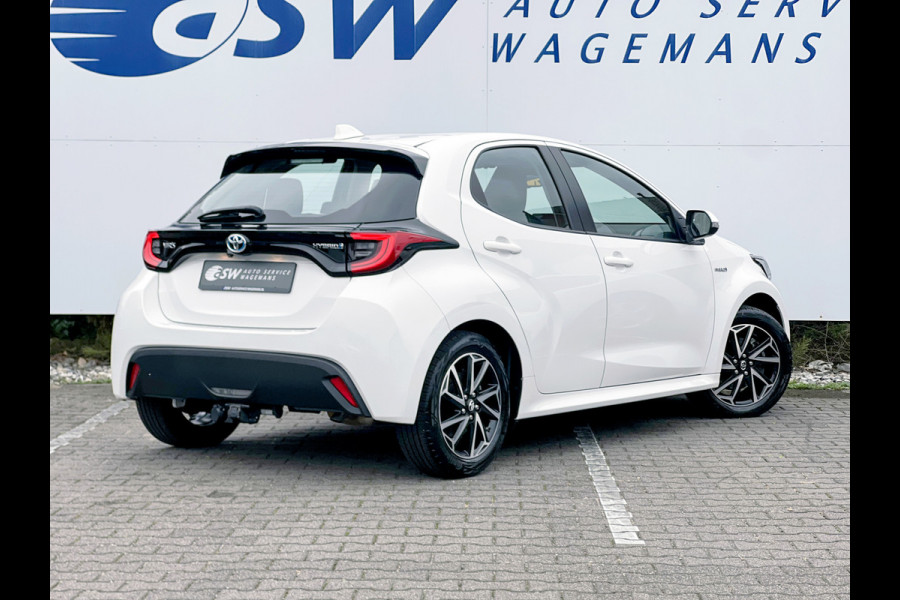 Toyota Yaris 1.5 Hybrid Dynamic | Trekhaak | LED | ACC | Stoelverwarming | Camera Toyota Yaris 1.5 Hybrid Dynamic | Trekhaak | LED | ACC | Stoelverwarming | Camera