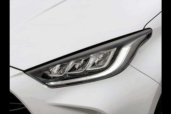 Toyota Yaris 1.5 Hybrid Dynamic | Trekhaak | LED | ACC | Stoelverwarming | Camera Toyota Yaris 1.5 Hybrid Dynamic | Trekhaak | LED | ACC | Stoelverwarming | Camera