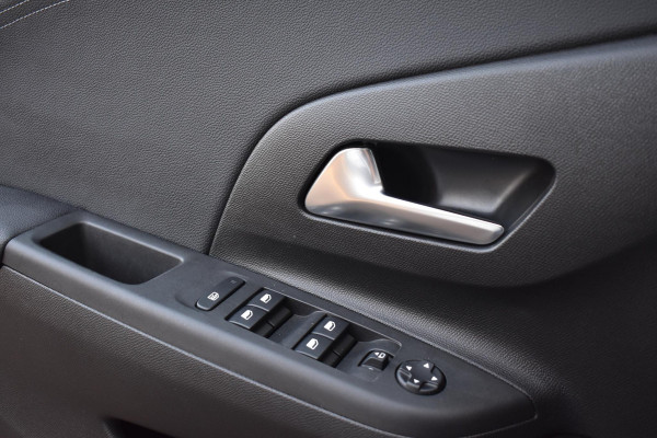 Opel Corsa 1.2 Turbo 100 PK Elegance | Panodak | Camera | Carplay | Incl. garantie