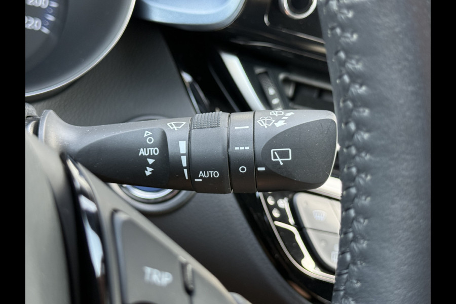 Toyota C-HR 2.0 Hybrid Dynamic | CarPlay | Camera | ACC | Dodehoek | Keyless | 18 inch Toyota C-HR 2.0 Hybrid Dynamic | CarPlay | Camera | ACC | Dodehoek | Keyless | 18 inch