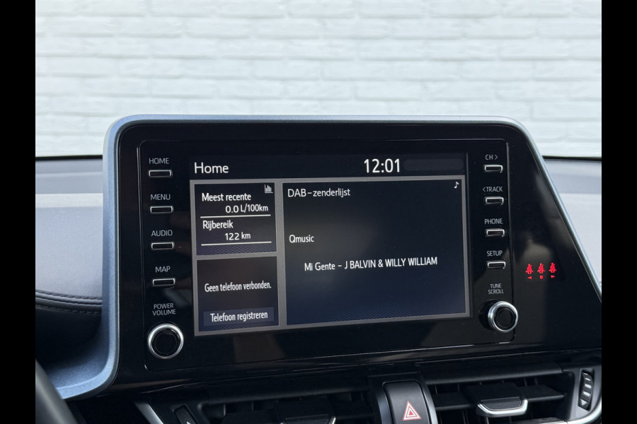 Toyota C-HR 2.0 Hybrid Dynamic | CarPlay | Camera | ACC | Dodehoek | Keyless | 18 inch Toyota C-HR 2.0 Hybrid Dynamic | CarPlay | Camera | ACC | Dodehoek | Keyless | 18 inch