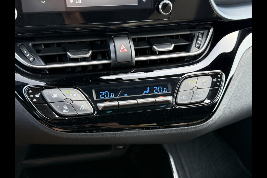 Toyota C-HR 2.0 Hybrid Dynamic | CarPlay | Camera | ACC | Dodehoek | Keyless | 18 inch Toyota C-HR 2.0 Hybrid Dynamic | CarPlay | Camera | ACC | Dodehoek | Keyless | 18 inch