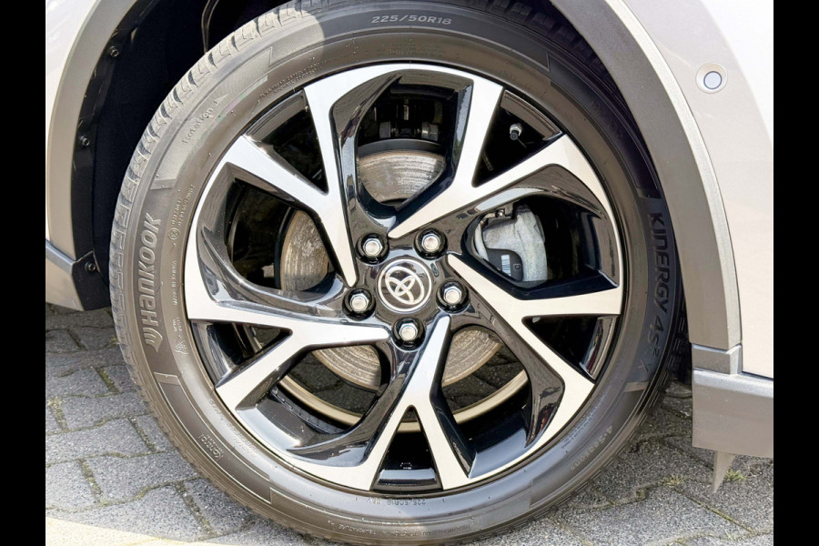 Toyota C-HR 2.0 Hybrid Dynamic | CarPlay | Camera | ACC | Dodehoek | Keyless | 18 inch Toyota C-HR 2.0 Hybrid Dynamic | CarPlay | Camera | ACC | Dodehoek | Keyless | 18 inch