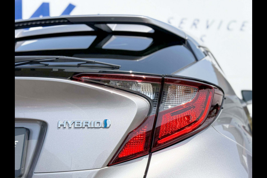 Toyota C-HR 2.0 Hybrid Dynamic | CarPlay | Camera | ACC | Dodehoek | Keyless | 18 inch Toyota C-HR 2.0 Hybrid Dynamic | CarPlay | Camera | ACC | Dodehoek | Keyless | 18 inch