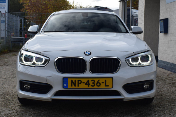 BMW 1-serie 118i Executive | Xenon | Navi. Prof | Aut. | NL AUTO | 17 inch