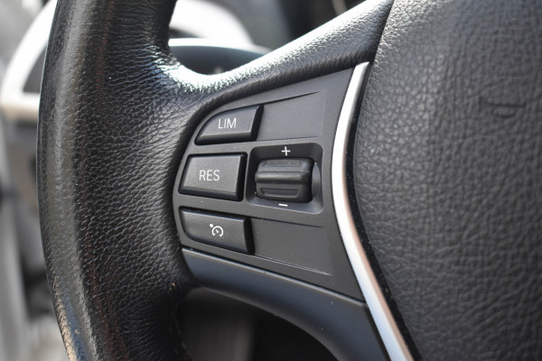 BMW 1-serie 118i Executive | Xenon | Navi. Prof | Aut. | NL AUTO | 17 inch