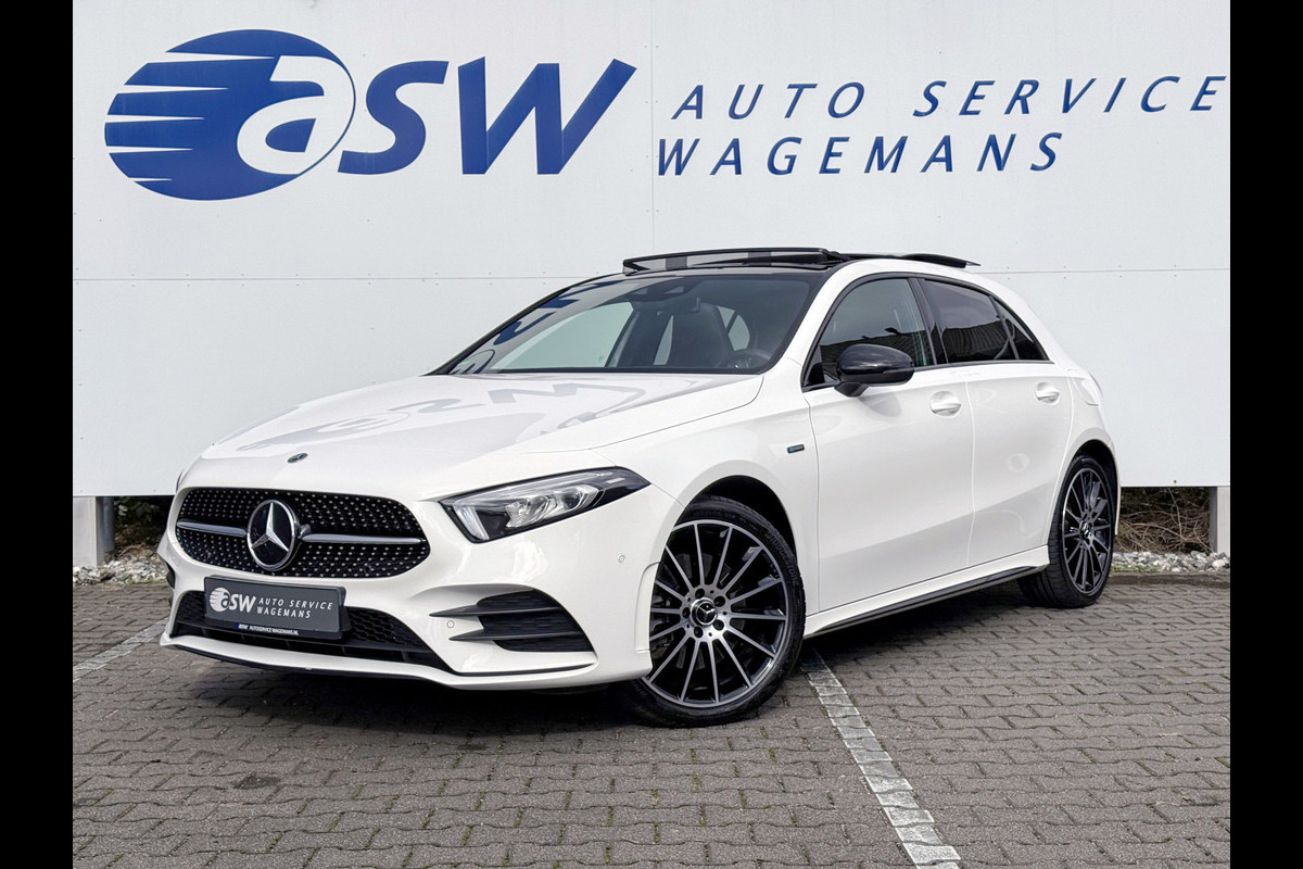 Mercedes-Benz A-Klasse 250 e Business Solution AMG Limited | Pano | Ambient Light | Camera | LED | MBUX | 19 inch Mercedes-Benz A-Klasse 250 e Business Solution AMG Limited | Pano | Ambient Light | Camera | LED | MBUX | 19 inch