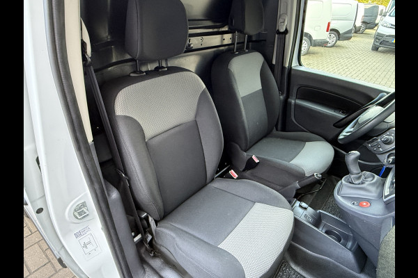 Renault Kangoo 1.5 dCi 75 Energy Comfort EURO 6 Navigatiesysteem/CarPlay Renault Kangoo 1.5 dCi 75 Energy Comfort EURO 6 Navigatiesysteem/CarPlay