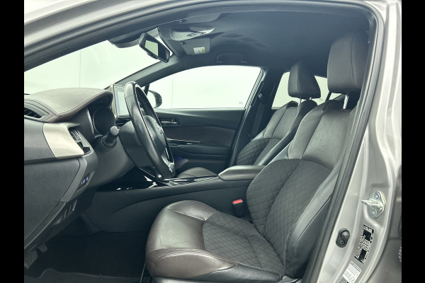 Toyota C-HR 1.8 Hybrid Executive(NL-auto, Goed OndH, Navi, Camera, StoelV, PDC V+A, Parkeerhulp, Cruise Con, Clima Con, Etc)