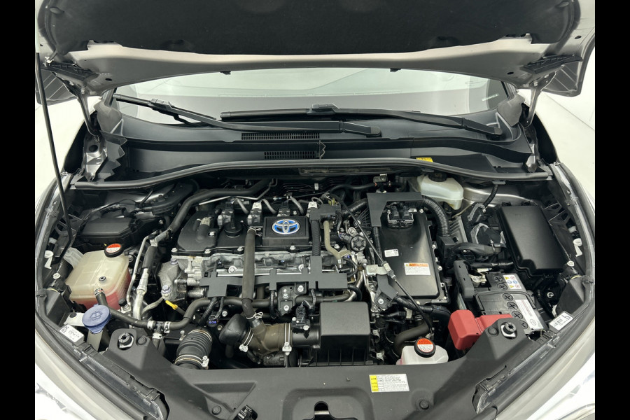 Toyota C-HR 1.8 Hybrid Executive(NL-auto, Goed OndH, Navi, Camera, StoelV, PDC V+A, Parkeerhulp, Cruise Con, Clima Con, Etc)