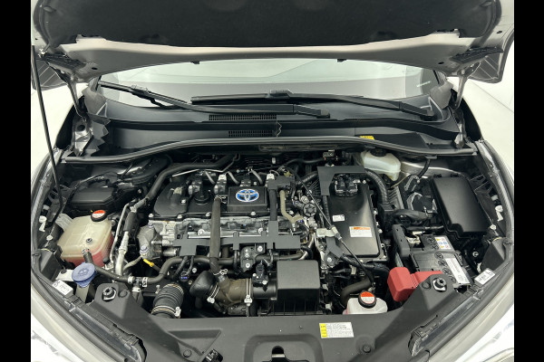 Toyota C-HR 1.8 Hybrid Executive(NL-auto, Goed OndH, Navi, Camera, StoelV, PDC V+A, Parkeerhulp, Cruise Con, Clima Con, Etc)