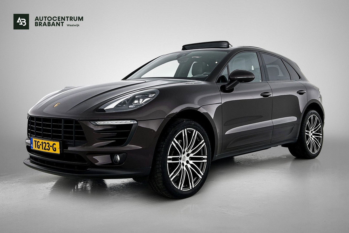 Porsche Macan 2.0 (NL-auto, Panorama, Luchtvering, 18-delige stoelen, Camera, Bose, StoelV, Lane Assist, Etc)