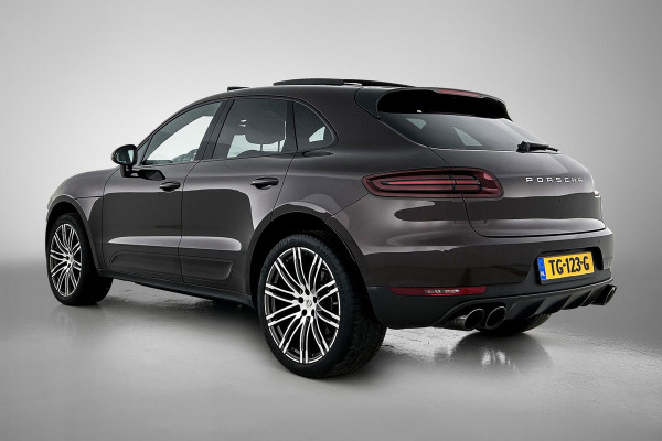 Porsche Macan 2.0 (NL-auto, Panorama, Luchtvering, 18-delige stoelen, Camera, Bose, StoelV, Lane Assist, Etc) Porsche Macan 2.0 (NL-auto, Panorama, Luchtvering, 18-delige stoelen, Camera, Bose, StoelV, Lane Assist, Etc)
