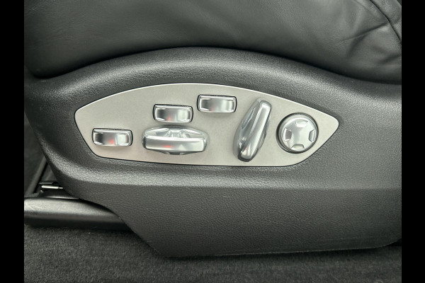 Porsche Macan 2.0 (NL-auto, Panorama, Luchtvering, 18-delige stoelen, Camera, Bose, StoelV, Lane Assist, Etc) Porsche Macan 2.0 (NL-auto, Panorama, Luchtvering, 18-delige stoelen, Camera, Bose, StoelV, Lane Assist, Etc)