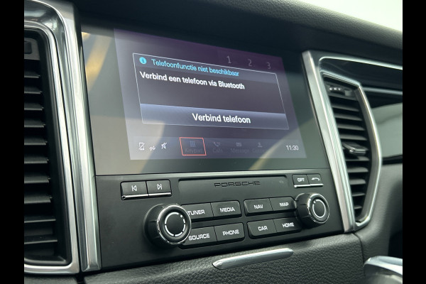 Porsche Macan 2.0 (NL-auto, Panorama, Luchtvering, 18-delige stoelen, Camera, Bose, StoelV, Lane Assist, Etc) Porsche Macan 2.0 (NL-auto, Panorama, Luchtvering, 18-delige stoelen, Camera, Bose, StoelV, Lane Assist, Etc)