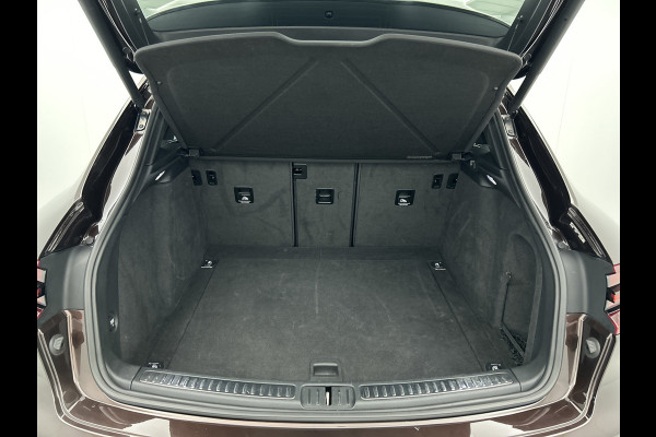 Porsche Macan 2.0 (NL-auto, Panorama, Luchtvering, 18-delige stoelen, Camera, Bose, StoelV, Lane Assist, Etc) Porsche Macan 2.0 (NL-auto, Panorama, Luchtvering, 18-delige stoelen, Camera, Bose, StoelV, Lane Assist, Etc)