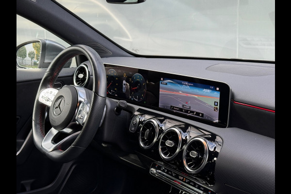 Mercedes-Benz A-Klasse 200 163PK AMG Line Navi|Stoelver|Camera|Lane Assist