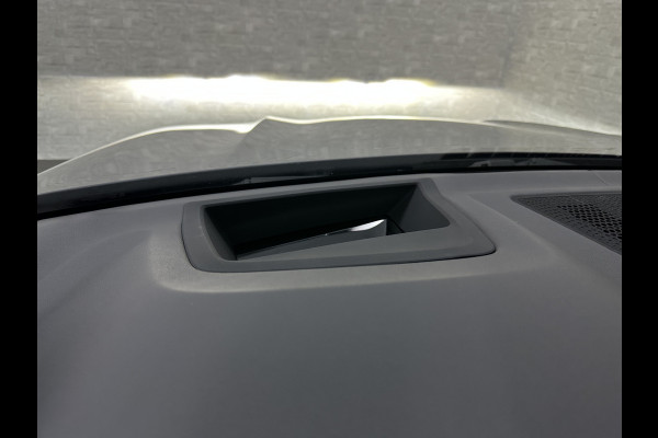 BMW X5 xDrive45e M-Sport | Panorama | 360 Camera | 96% SOH | ACC | Leder Indiv. | Laser-LED | Harman-Kardon | Rij-Assistent Pro | Memory | Head-Up | Trekhaak | 4-Zone Clima | Beker Koeling & Verwarming | Stuurverwarming | Comfortstoelen | Keyless-Entry | M-Gordels | Sfeerverlichting | Carplay |