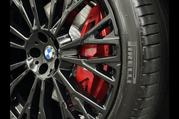 BMW X5 xDrive45e M-Sport | Panorama | 360 Camera | 96% SOH | ACC | Leder Indiv. | Laser-LED | Harman-Kardon | Rij-Assistent Pro | Memory | Head-Up | Trekhaak | 4-Zone Clima | Beker Koeling & Verwarming | Stuurverwarming | Comfortstoelen | Keyless-Entry | M-Gordels | Sfeerverlichting | Carplay |