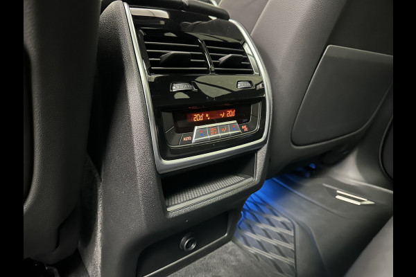 BMW X5 xDrive45e M-Sport | Panorama | 360 Camera | 96% SOH | ACC | Leder Indiv. | Laser-LED | Harman-Kardon | Rij-Assistent Pro | Memory | Head-Up | Trekhaak | 4-Zone Clima | Beker Koeling & Verwarming | Stuurverwarming | Comfortstoelen | Keyless-Entry | M-Gordels | Sfeerverlichting | Carplay |